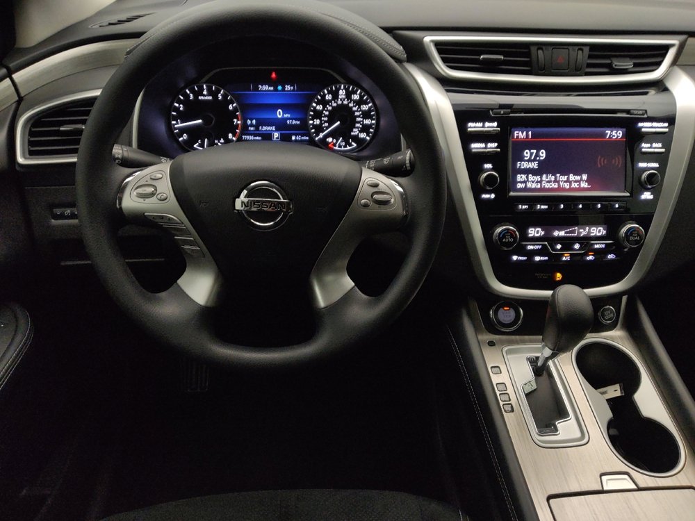 Used 2017 Nissan Murano S image 22