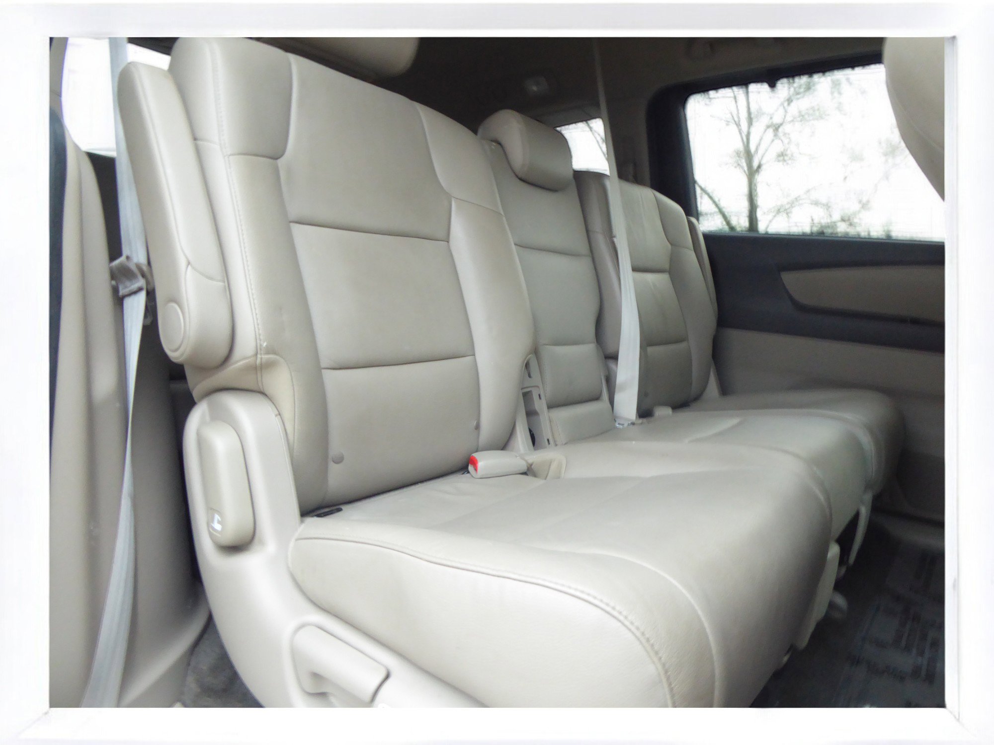 Used 2014 Honda Odyssey EX-L image 18