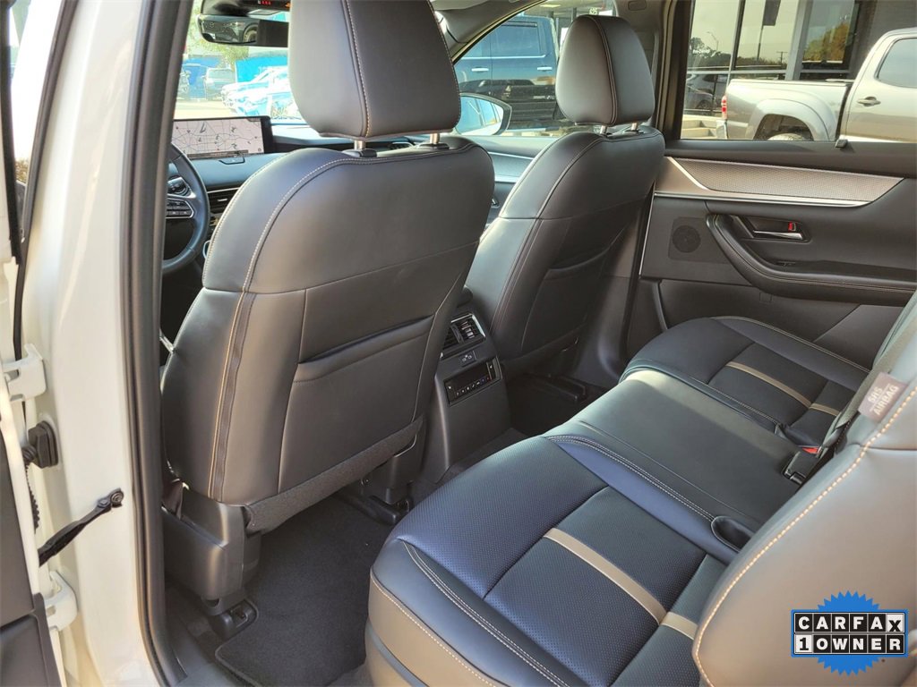 Used 2025 MAZDA CX-70 3.3 Turbo S w/ Premium Package image 13