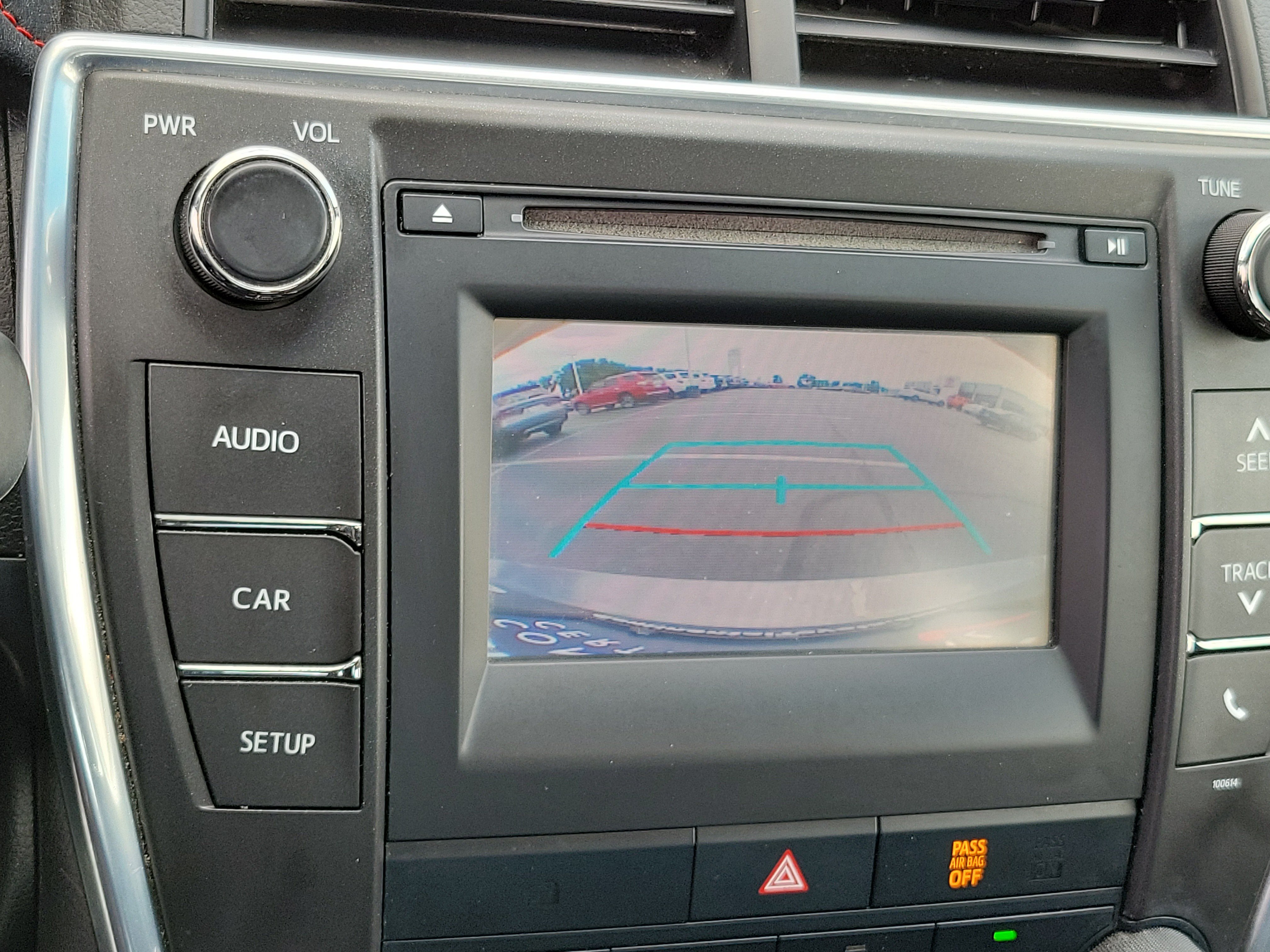 Used 2016 Toyota Camry SE FWD image 28