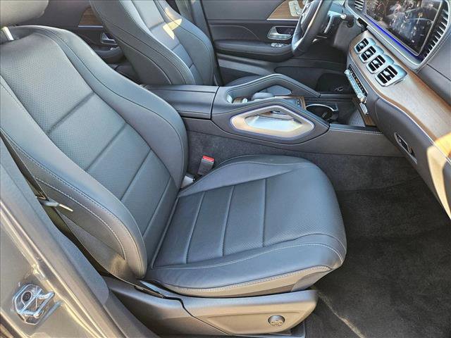 Used 2025 Mercedes-Benz GLS 450 4MATIC image 20