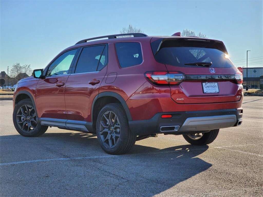 Used 2024 Honda Pilot Elite image 17