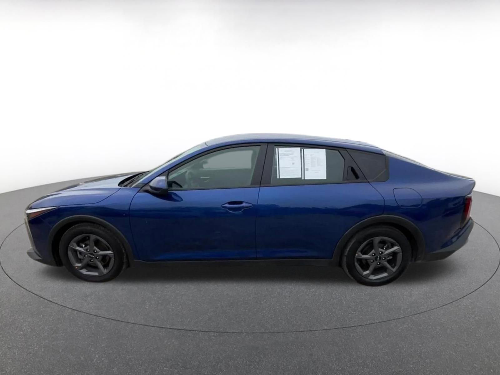 Used 2025 Kia K4 FWD image 9