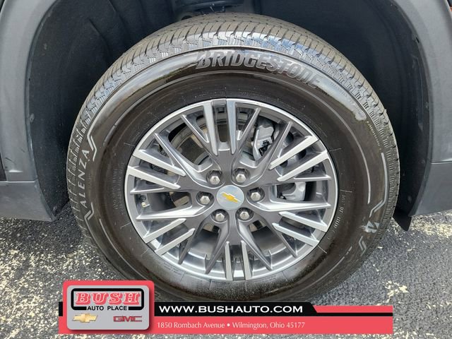 Used 2026 Chevrolet Traverse LT AWD/4WD image 6