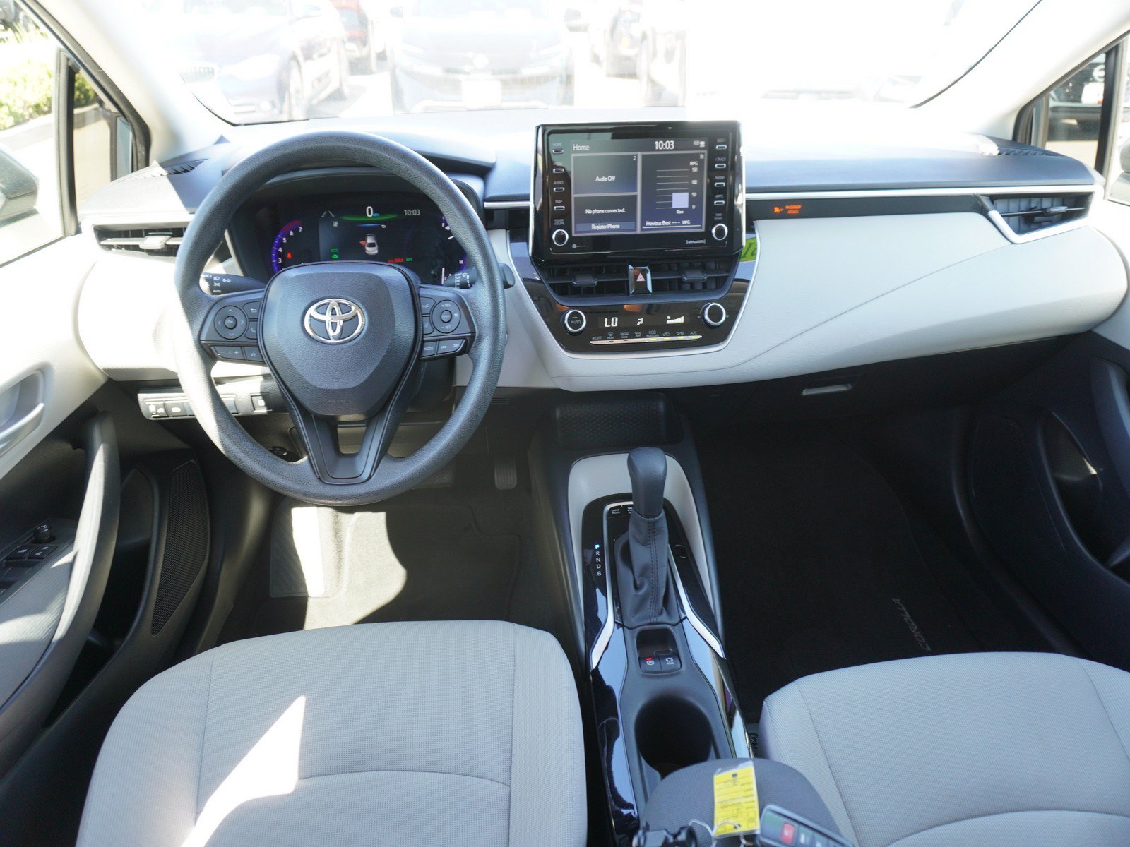 Used 2021 Toyota Corolla LE w/ Carpet Mat Package (TMS) FWD image 2