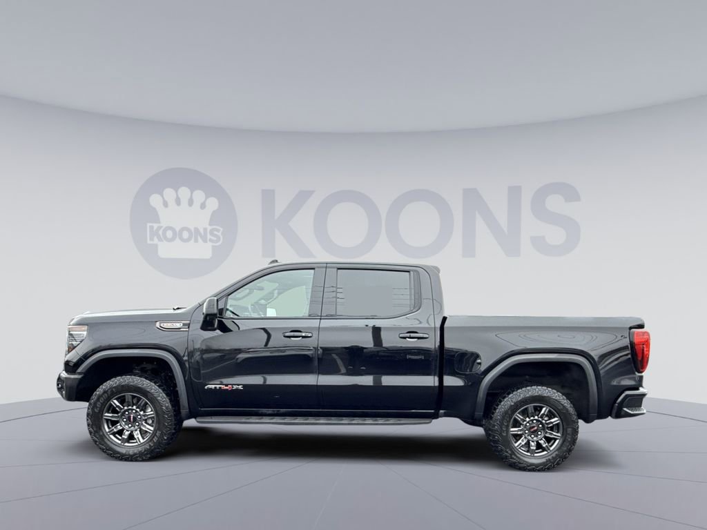 Used 2024 GMC Sierra 1500 AT4X image 2