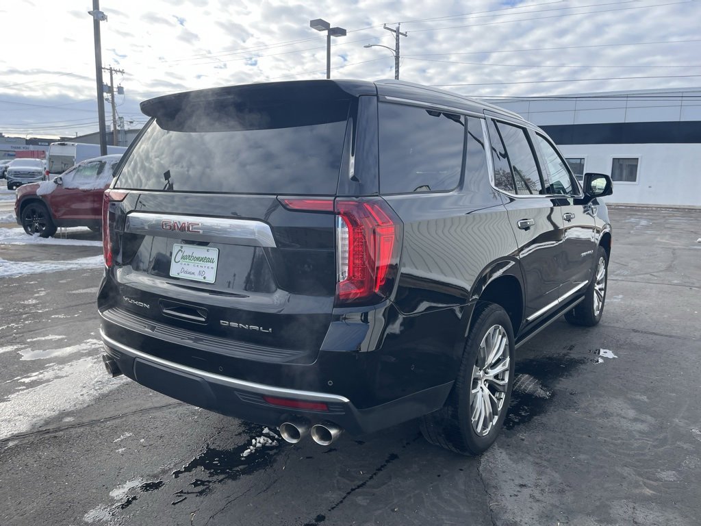 Used 2023 GMC Yukon Denali w/ Denali Reserve Package image 5