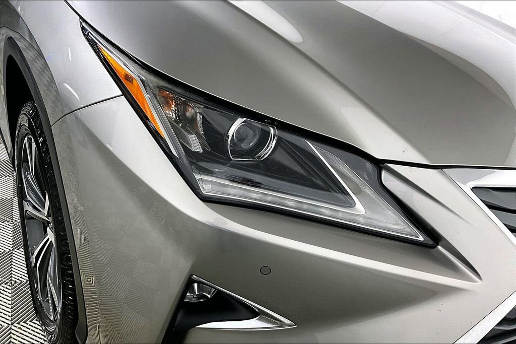 Used 2018 Lexus RX 350L FWD w/ Premium Package image 29