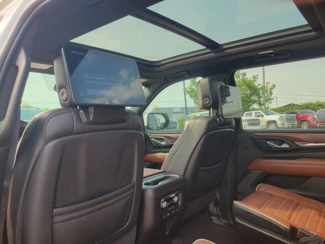 Used 2023 GMC Yukon XL Denali Ultimate AWD/4WD image 29