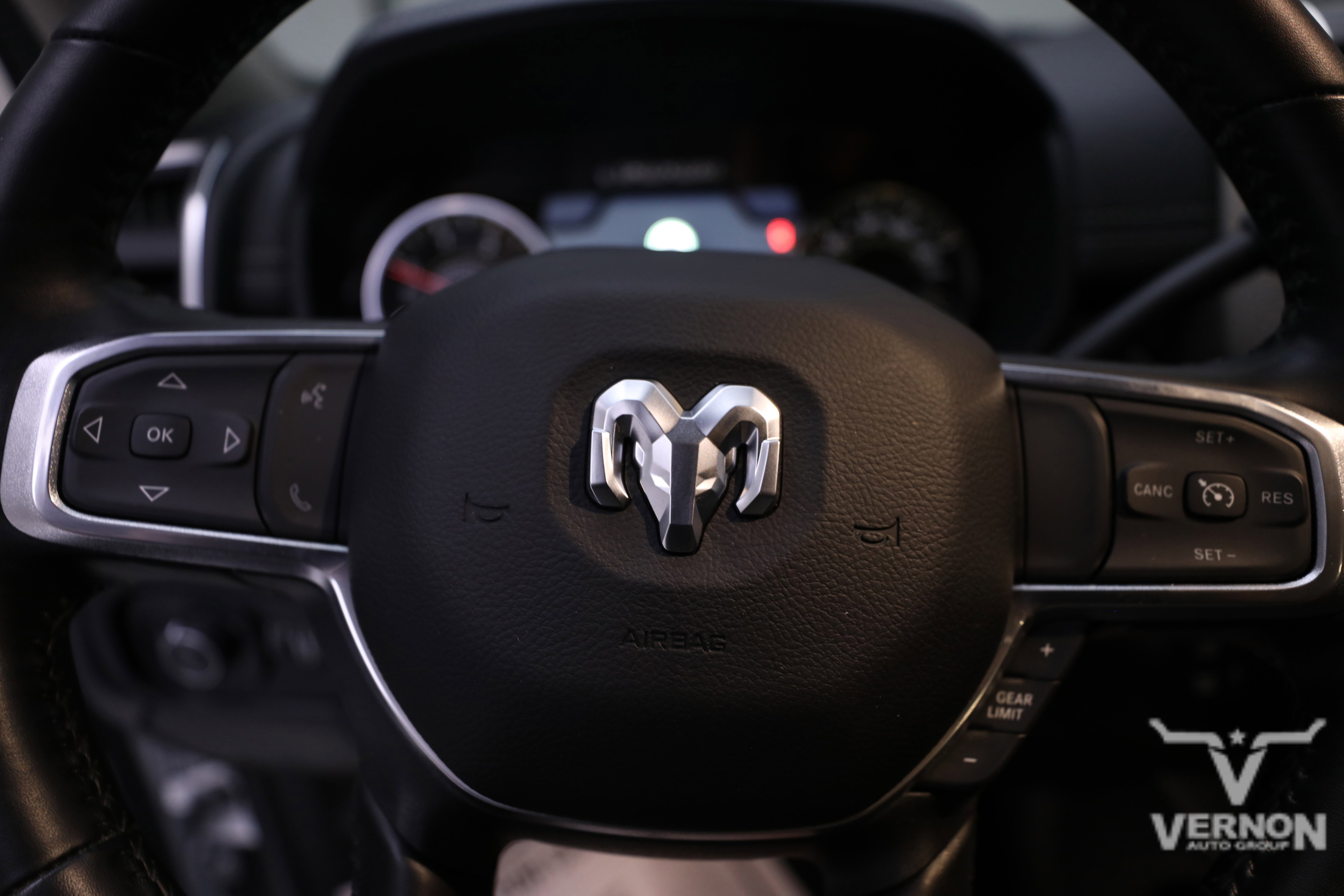 Used 2024 RAM 3500 Laramie w/ Chrome Bumper Package image 21