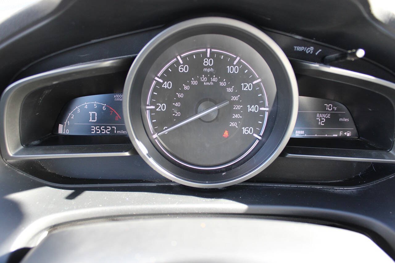 Used 2017 MAZDA MAZDA3 Touring FWD image 23