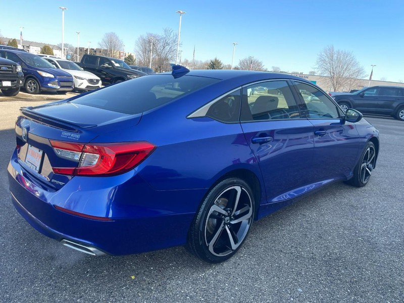 Used 2018 Honda Accord Sport image 3