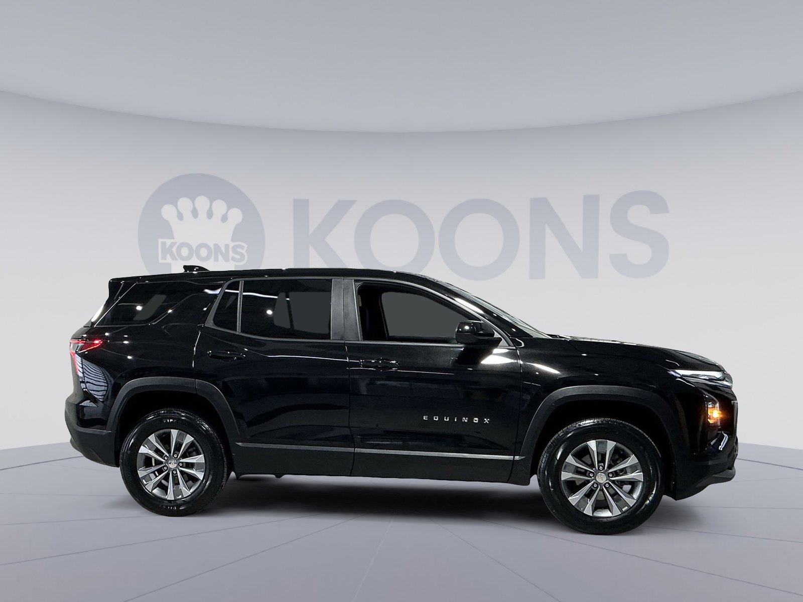 Used 2025 Chevrolet Equinox LT image 17