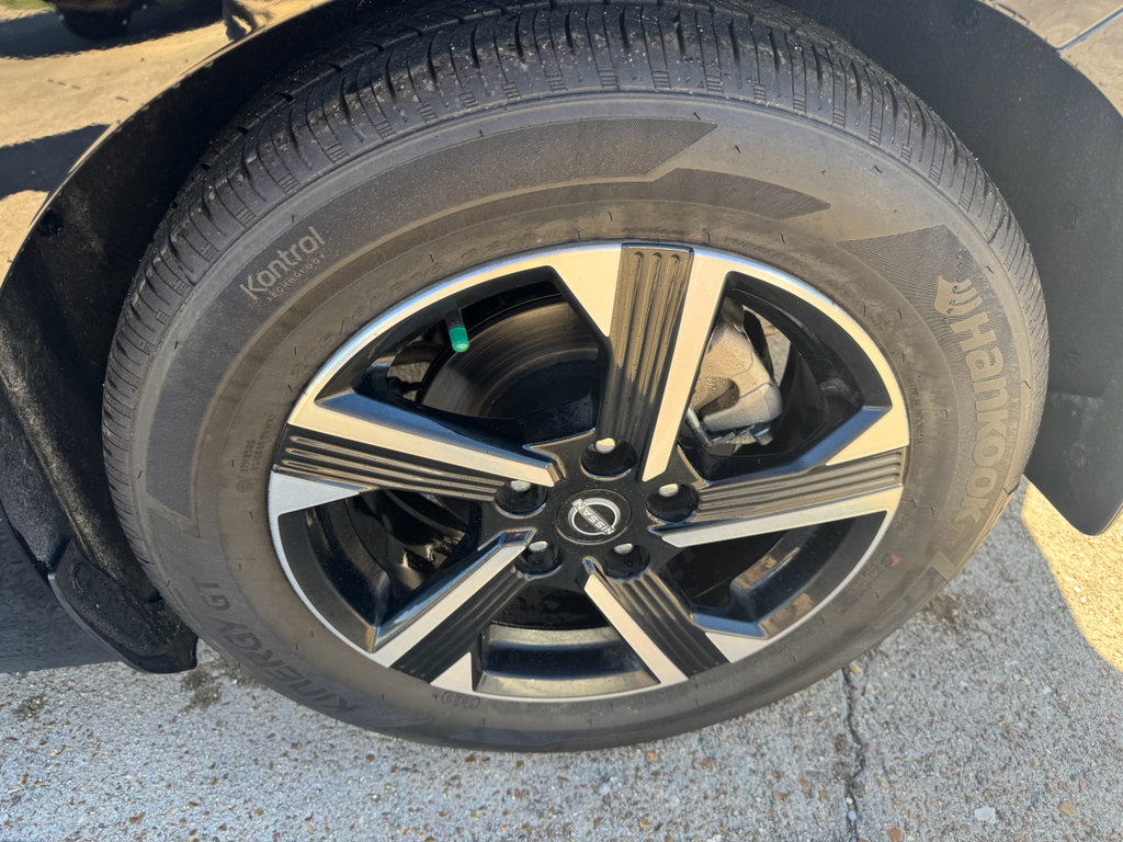 Used 2024 Nissan Sentra SV w/ All-Weather Package image 10