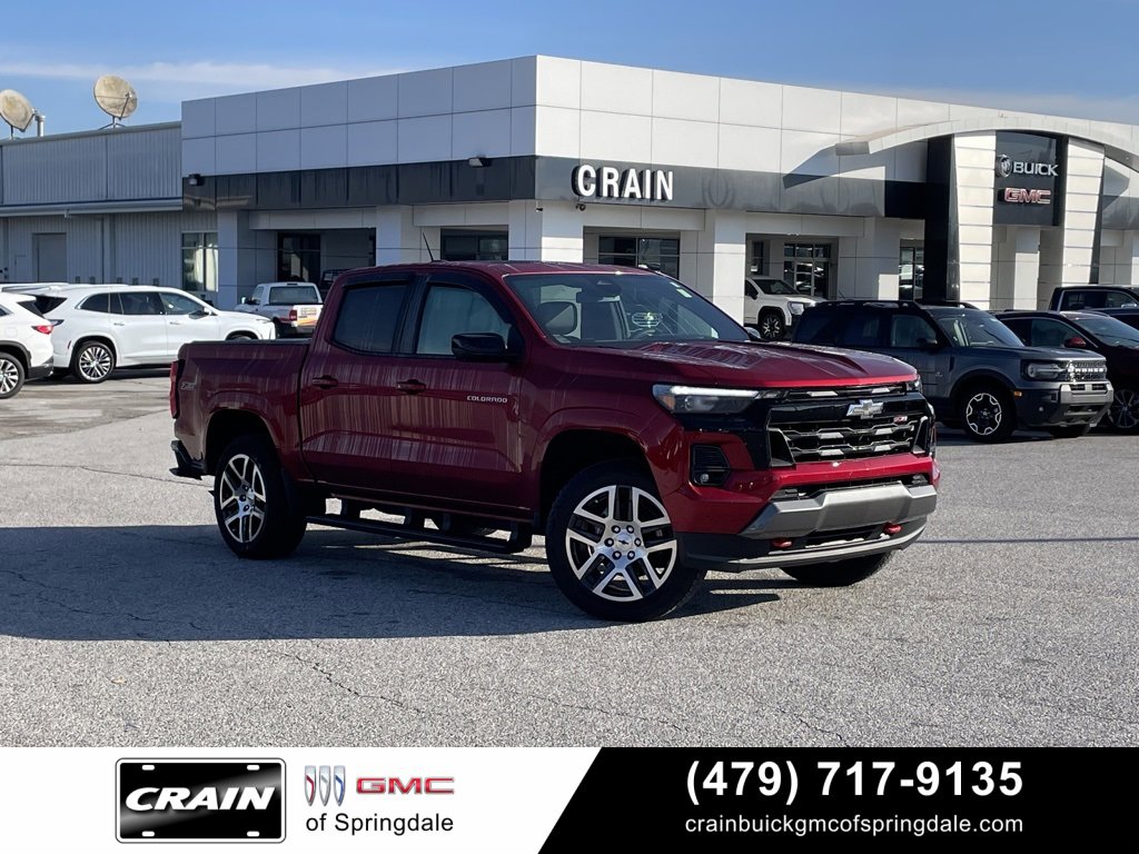 Used 2023 Chevrolet Colorado Z71 w/ Z71 Convenience Package 2