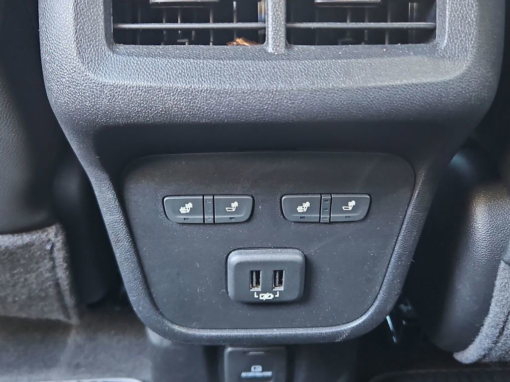 Used 2020 Chevrolet Equinox Premier image 30