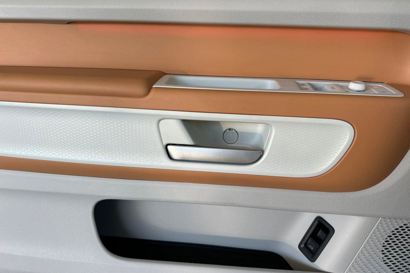 New 2025 Volkswagen ID. Buzz Pro S Plus image 10