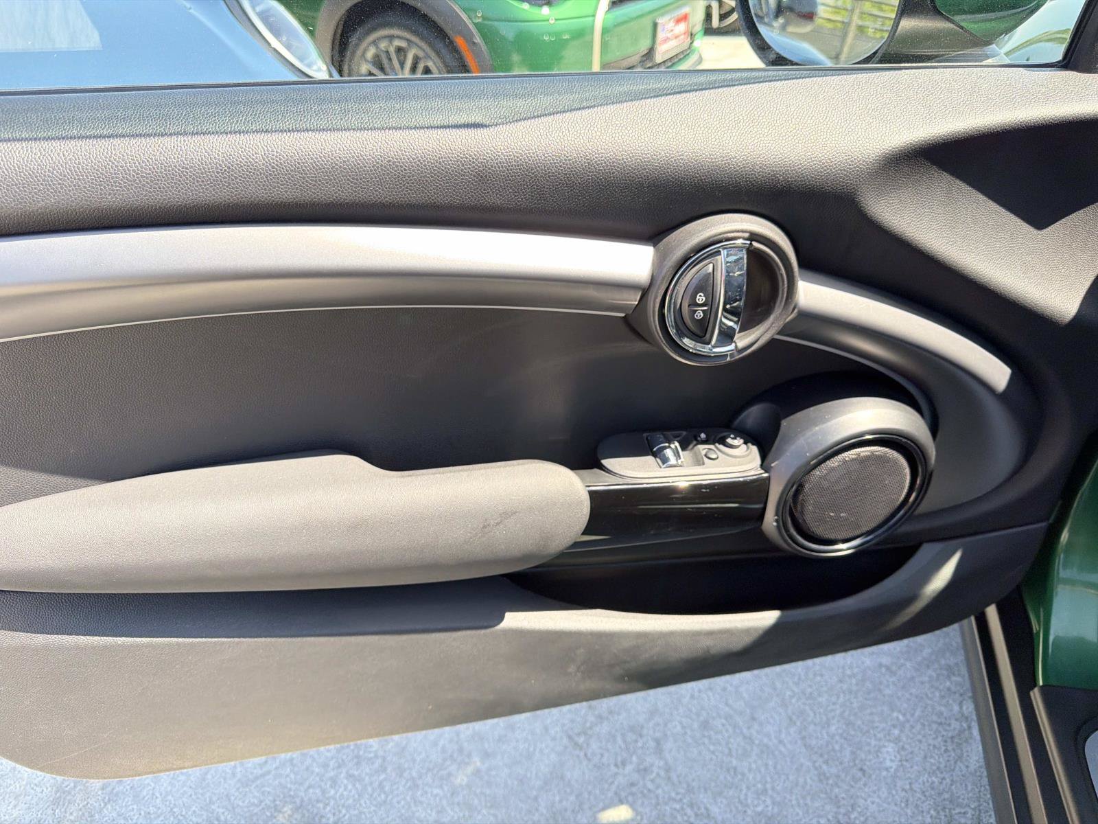 Used 2023 MINI Cooper S FWD image 8
