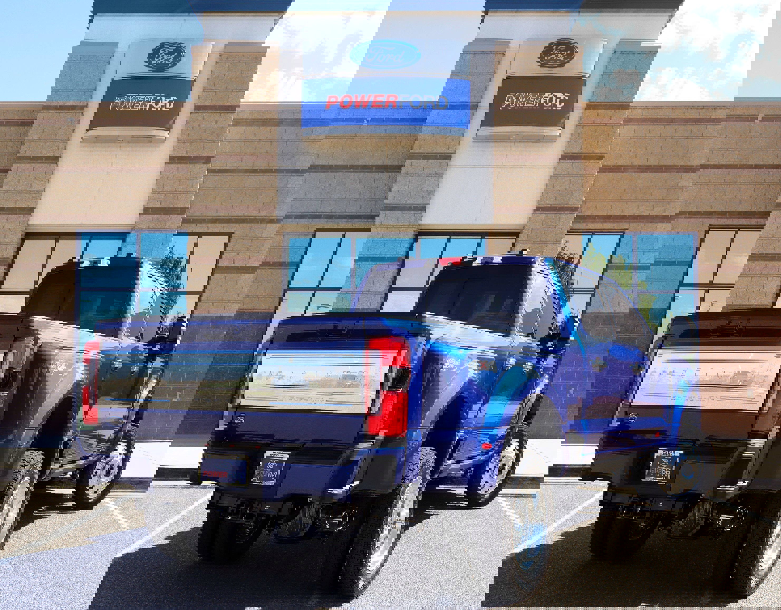 Used 2026 Ford F450 Platinum w/ Platinum Plus Package image 6