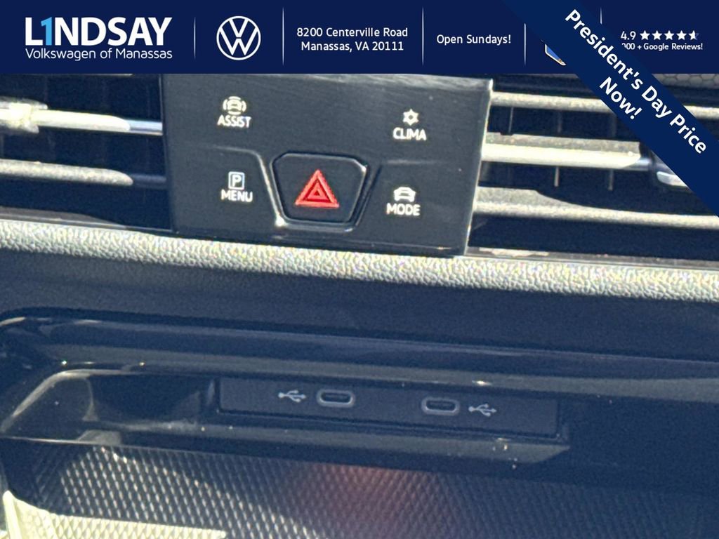 Used 2024 Volkswagen GTI SE image 15
