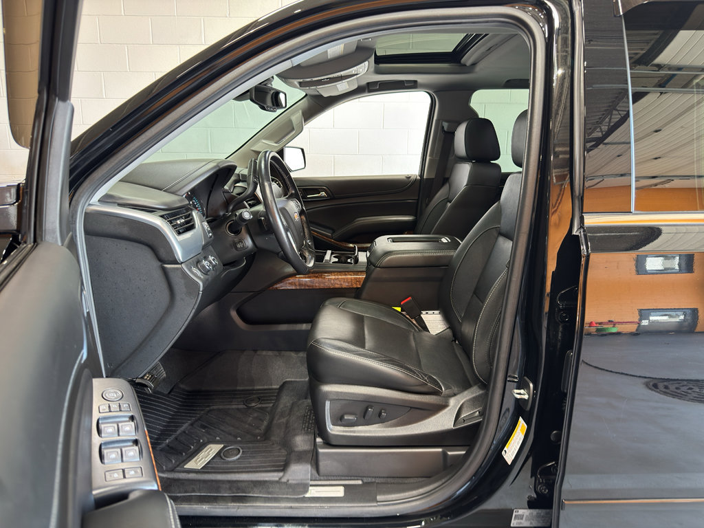 Used 2020 Chevrolet Tahoe Premier AWD/4WD image 15