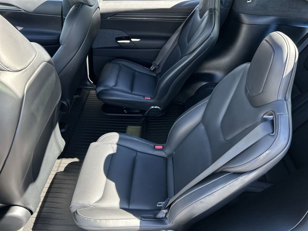 Used 2023 Tesla Model X Plaid image 25