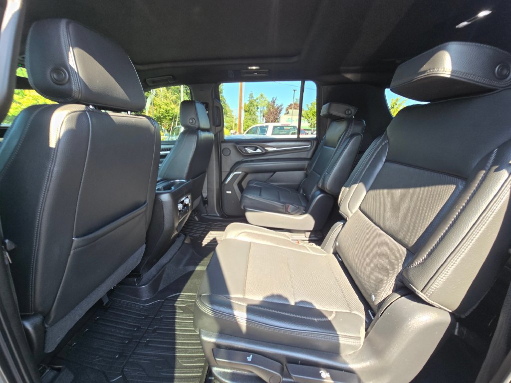 Used 2021 GMC Yukon XL Denali AWD/4WD image 17