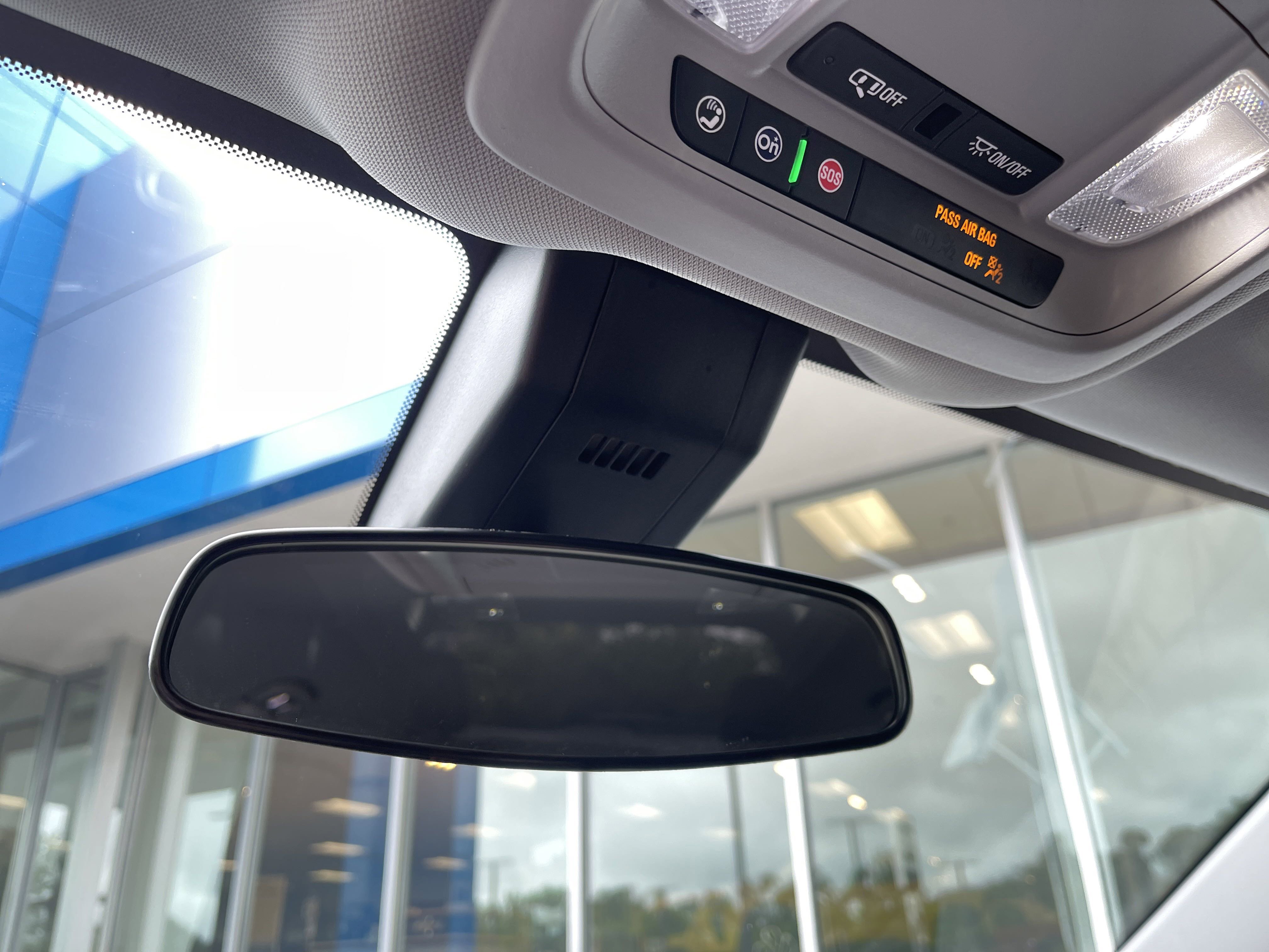 Used 2023 Chevrolet Equinox LT image 25