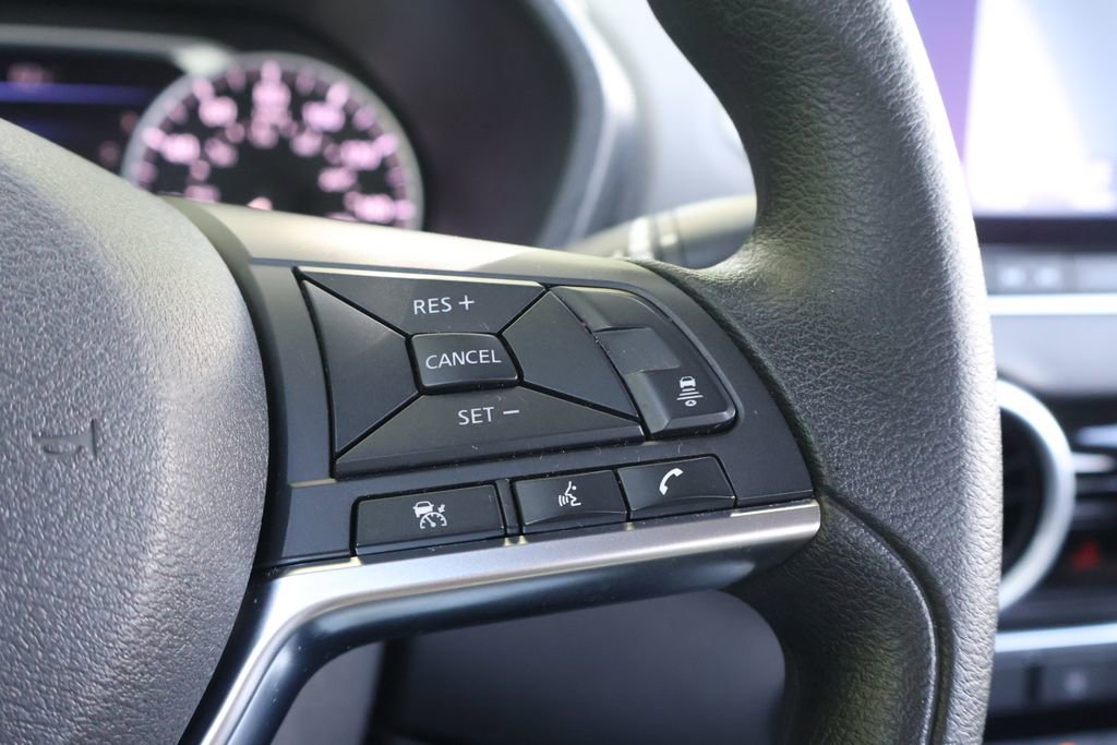 Used 2024 Nissan Sentra SV FWD image 27