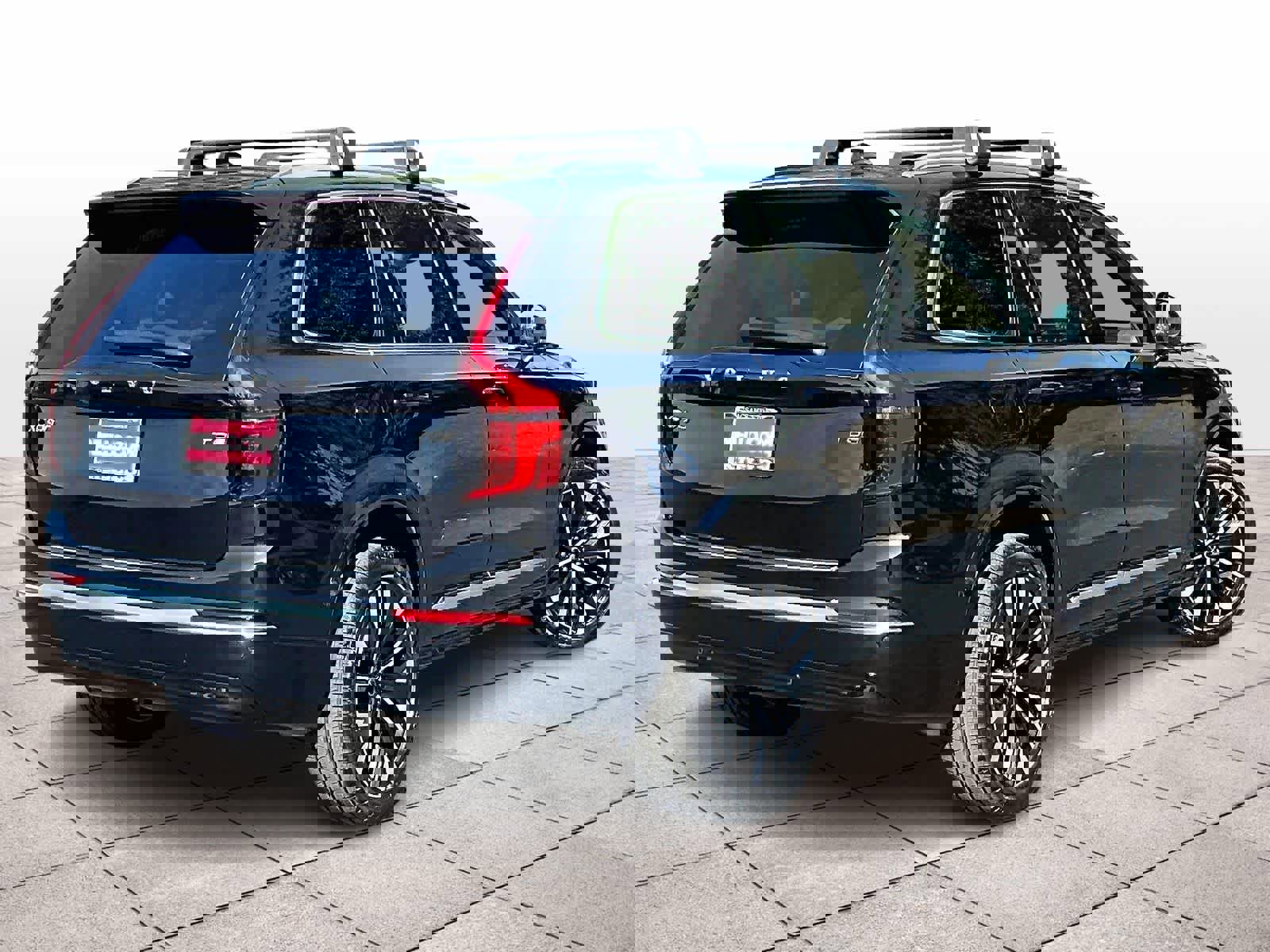 Used 2026 Volvo XC90 T8 Ultra w/ Lounge Package image 16