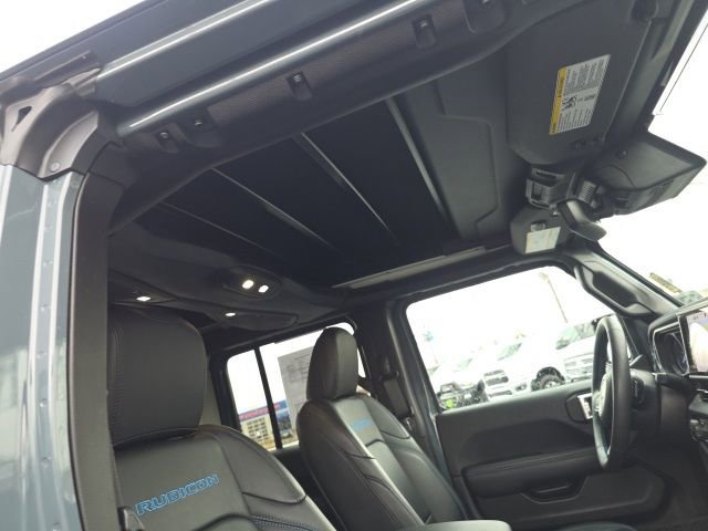 Used 2024 Jeep Wrangler Unlimited Rubicon 4xe w/ Capability Package image 46