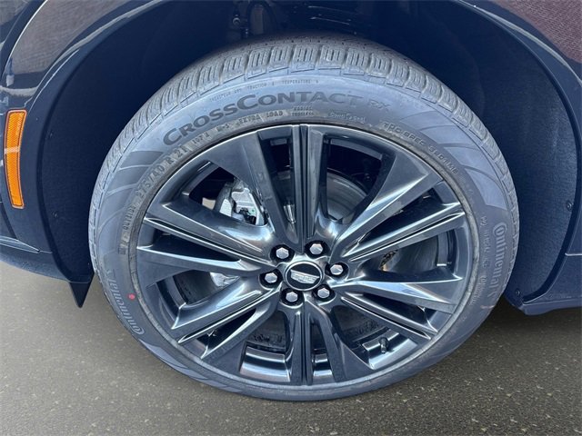 New 2025 Cadillac Optiq Sport 2 w/ LPO, Floor Liner Package image 9