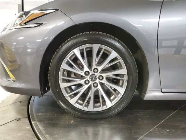 Used 2020 Lexus ES 350 w/ Premium Package image 30