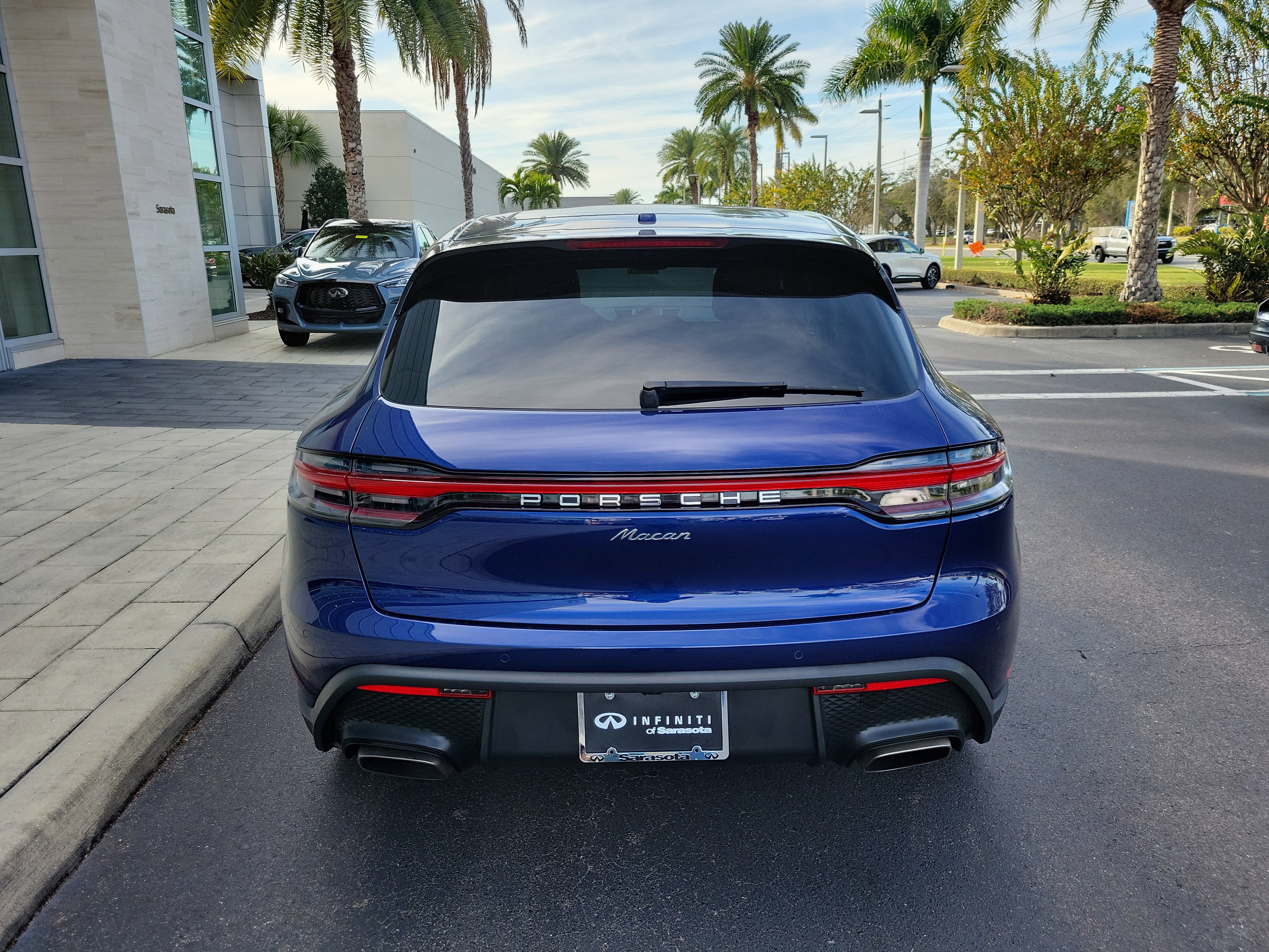 Used 2024 Porsche Macan image 5