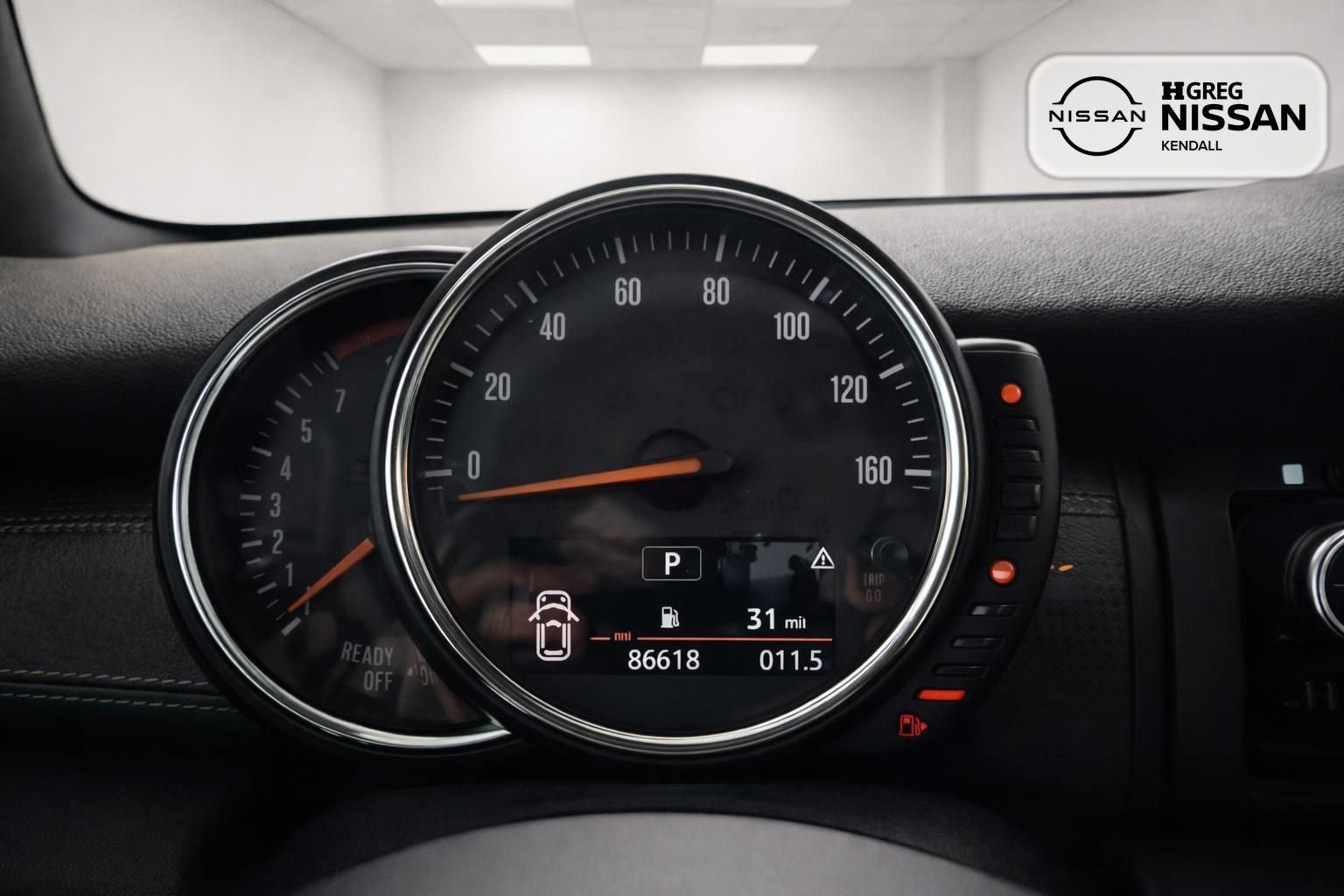 Used 2017 MINI Cooper 4-Door Hardtop image 10