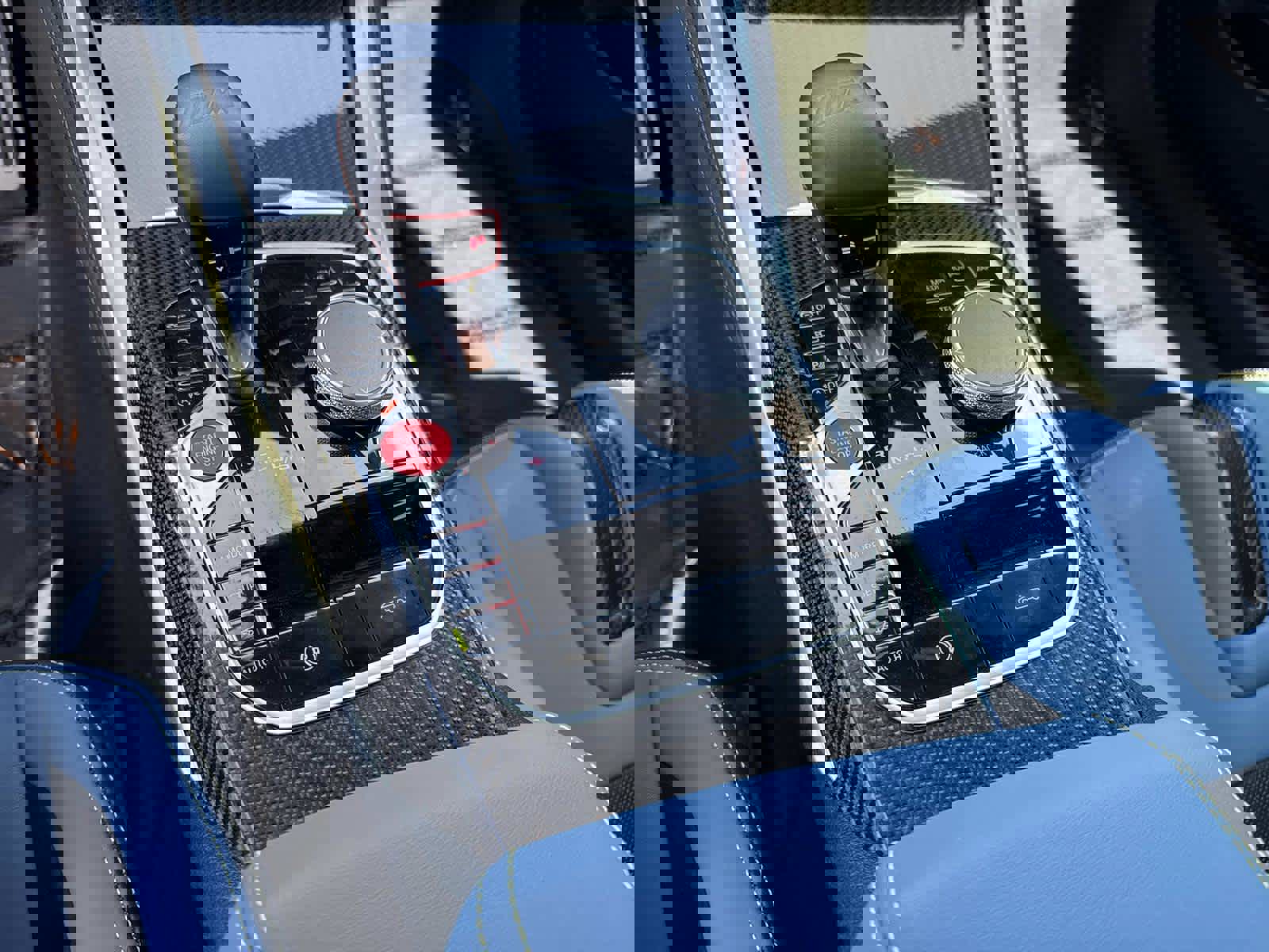 Used 2025 BMW M4 xDrive Competition w/ Carbon Package image 24