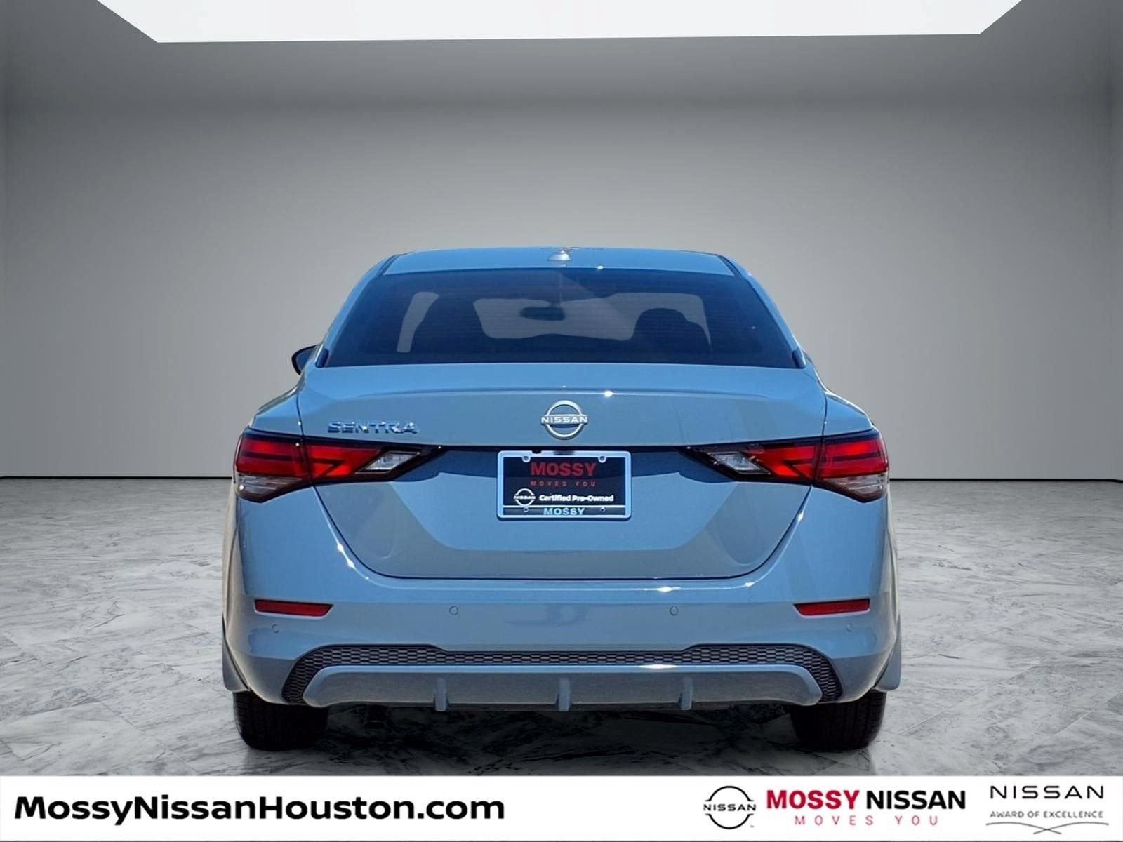 Used 2025 Nissan Sentra SV FWD image 6