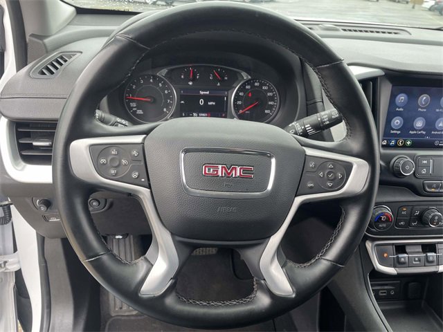 Used 2023 GMC Terrain SLT image 16