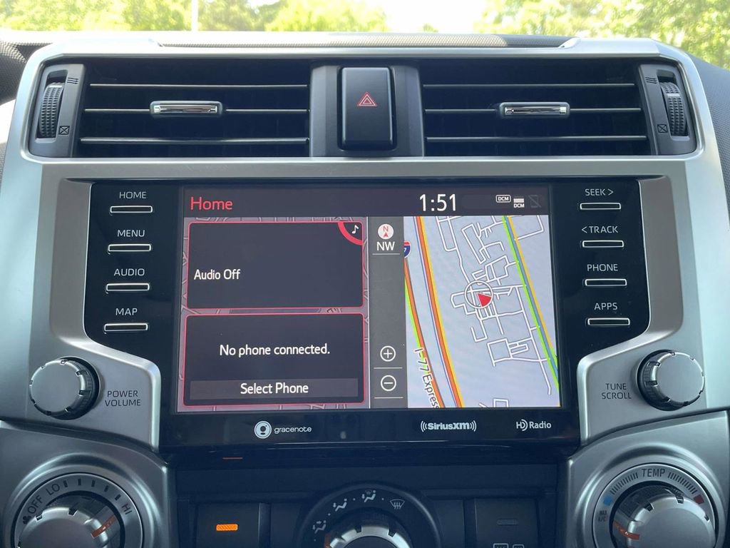 Used 2020 Toyota 4Runner SR5 Premium w/ Moonroof Package AWD/4WD image 31