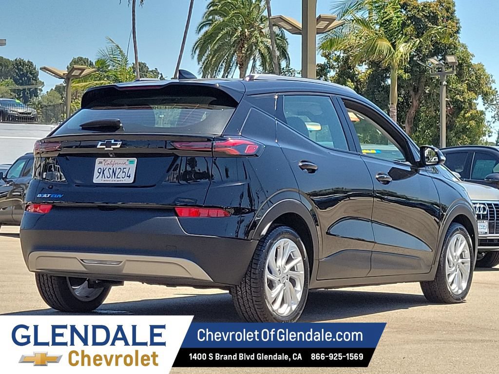 Certified 2023 Chevrolet Bolt EUV LT FWD image 11