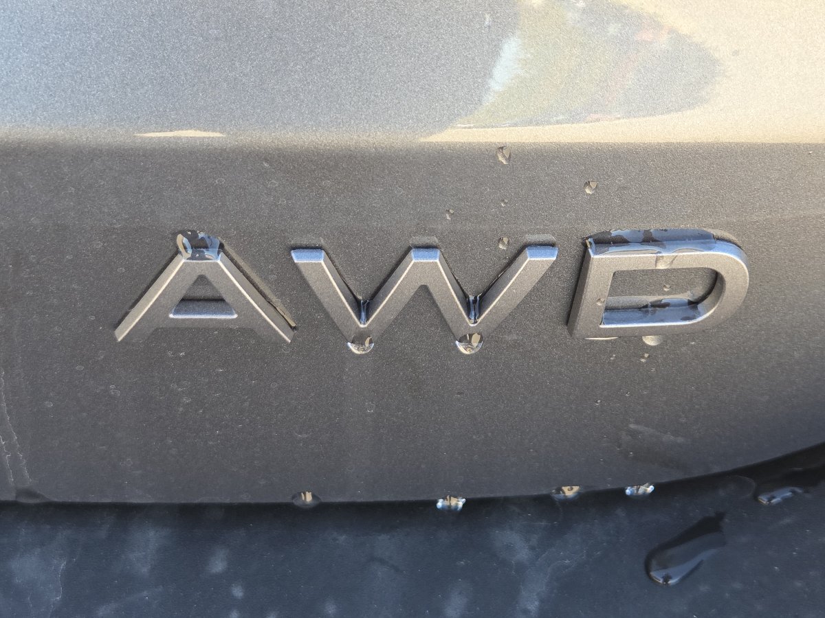 New 2027 Nissan Kicks SV w/ SV Premium Package AWD/4WD image 9
