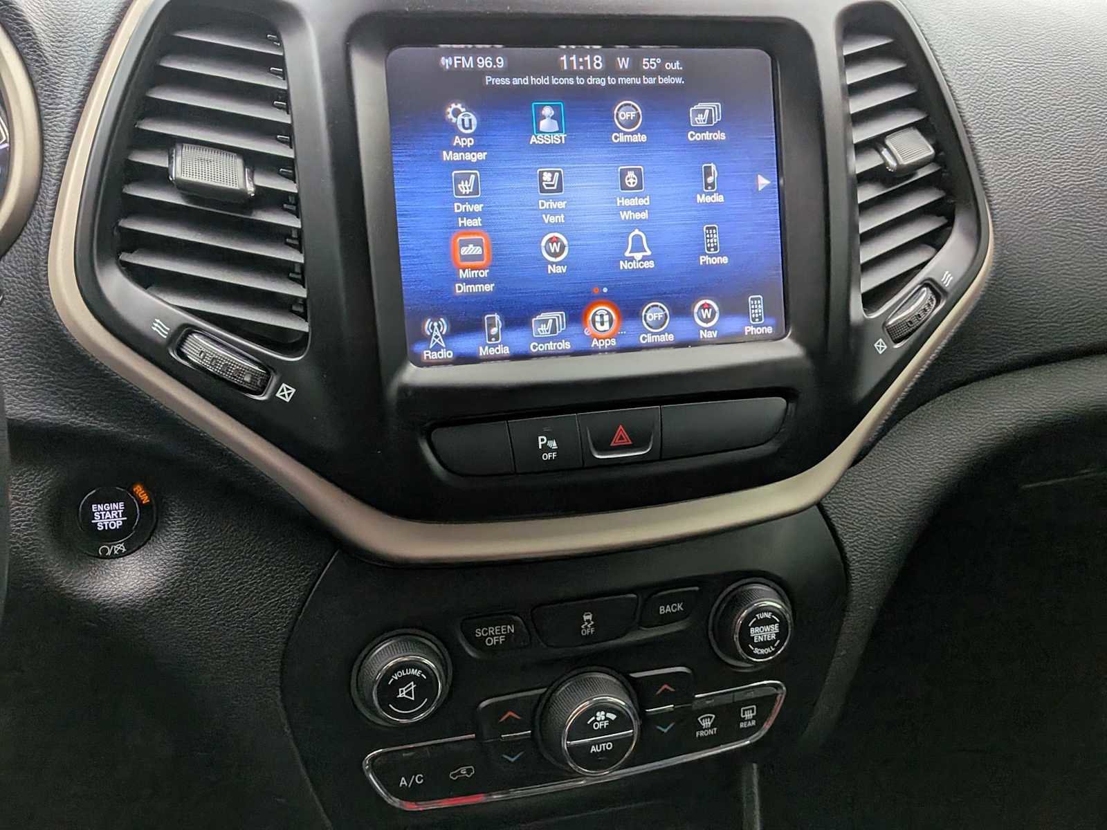 Used 2018 Jeep Cherokee Limited w/ Luxury Group image 32