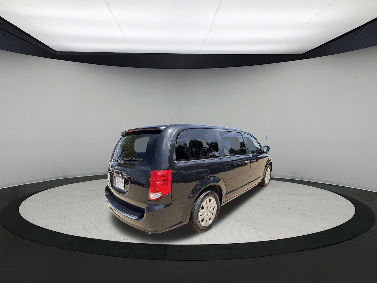 Used 2019 Dodge Grand Caravan SE w/ UConnect Hands-Free Group FWD image 7