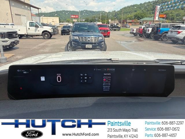 Used 2025 Ford Expedition Max Active AWD/4WD image 27