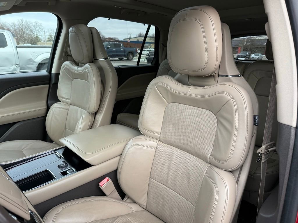 Used 2020 Lincoln Aviator Reserve w/ Equipment Group 202A AWD/4WD image 10