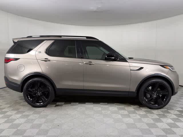 New 2026 Land Rover Discovery S AWD/4WD image 11