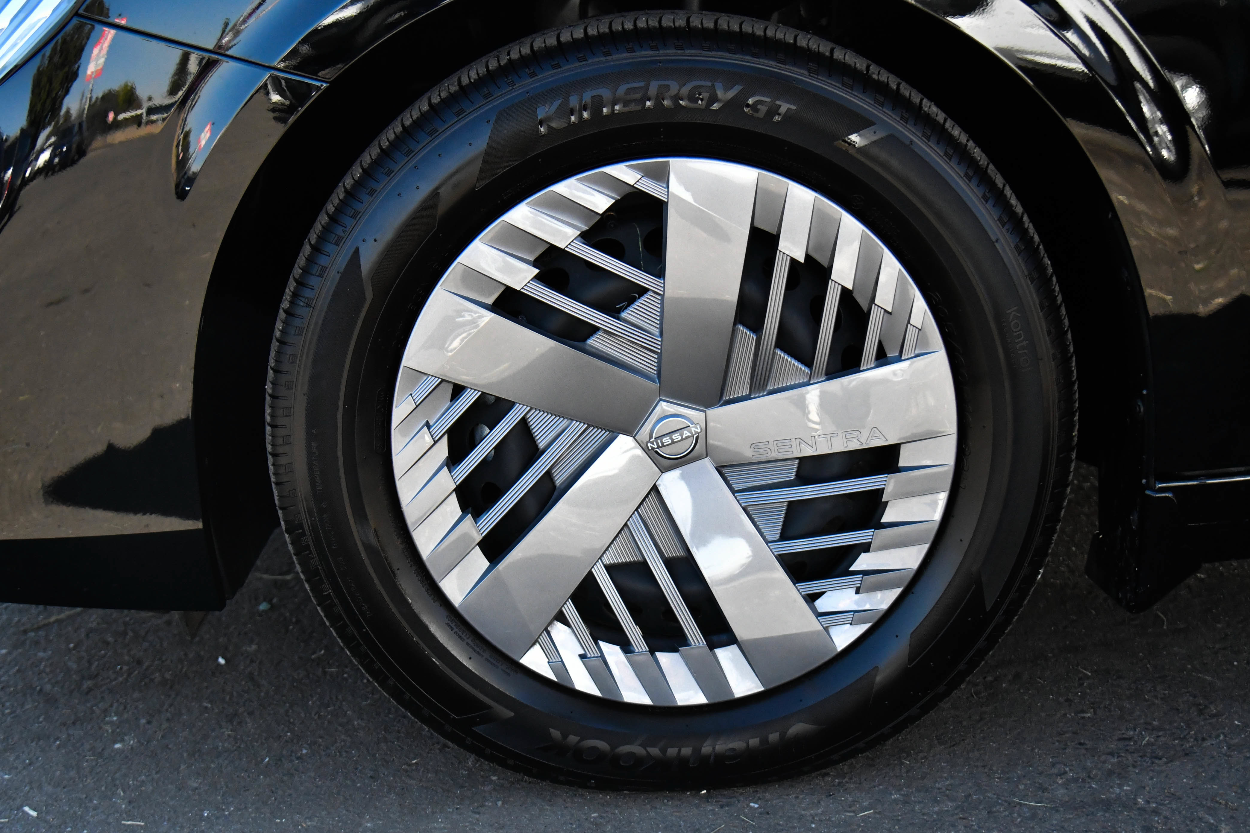 Used 2026 Nissan Sentra SV w/ Floor Mat Package FWD image 12