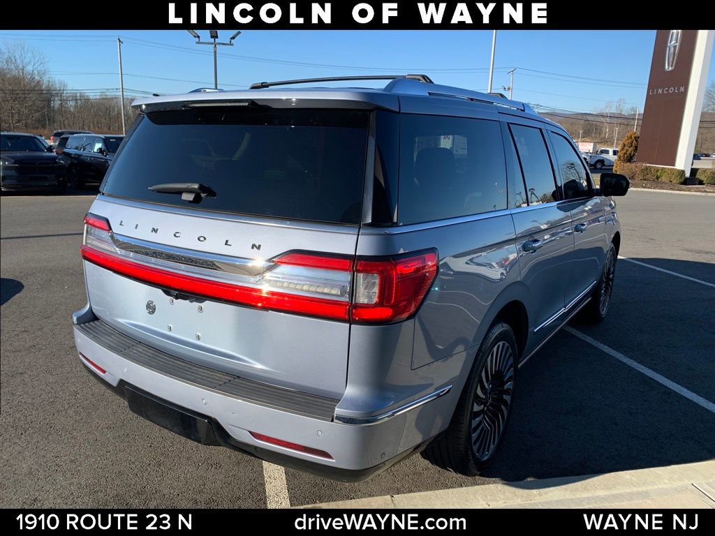 Used 2020 Lincoln Navigator Black Label w/ Cargo Convenience Package image 7