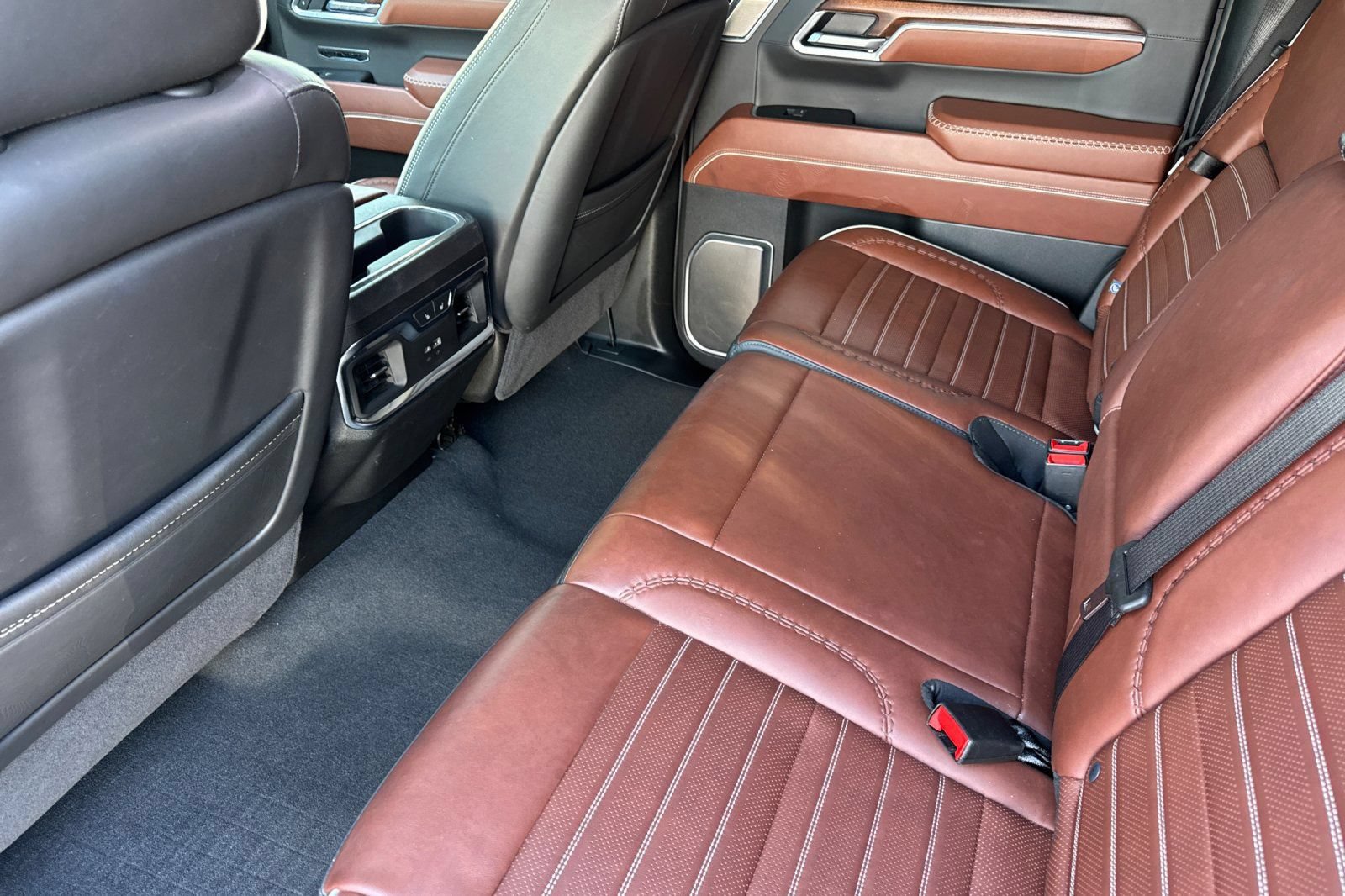 Certified 2025 GMC Sierra 1500 Denali Ultimate AWD/4WD image 13