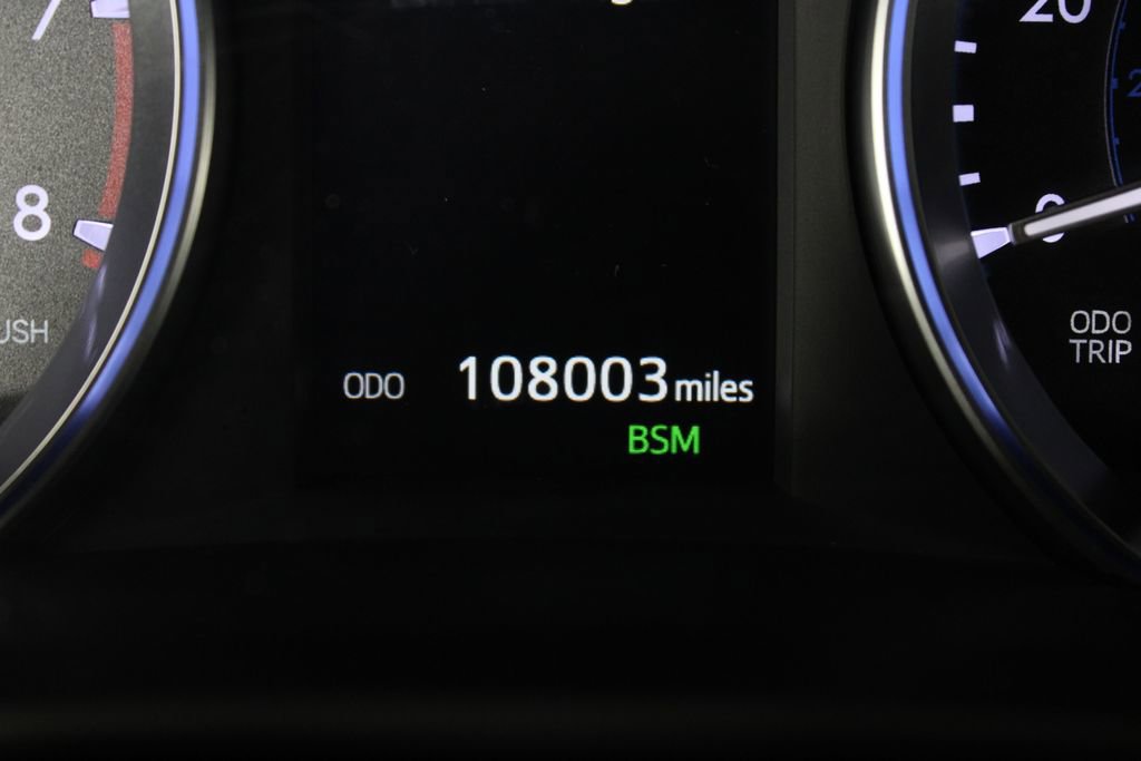 Used 2017 Toyota Highlander XLE image 29